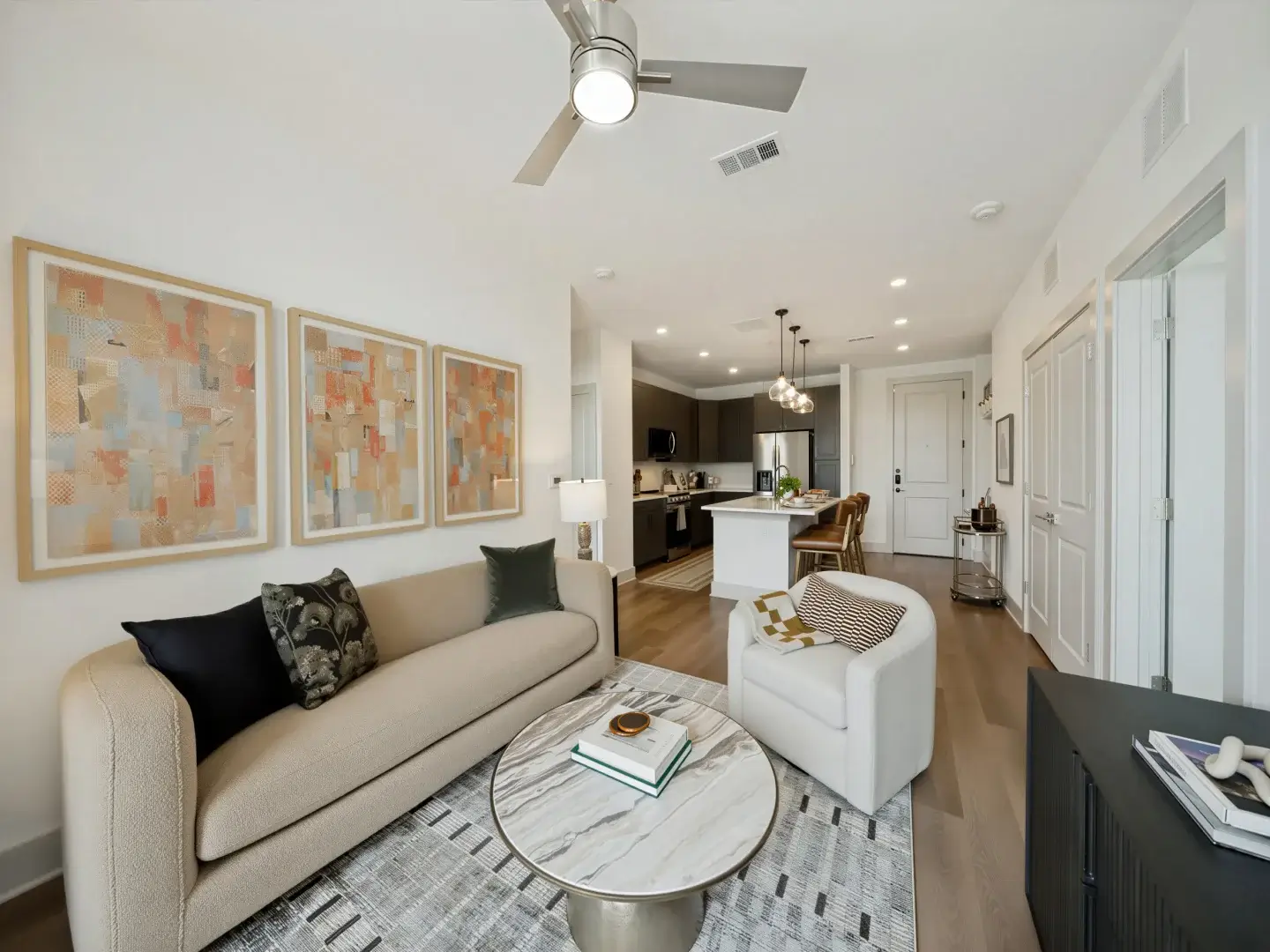 groves-south-congress-austin-tx-living-room